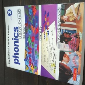 Book - Pinnell & Fountas Phonics lessons letter, words, and how they work